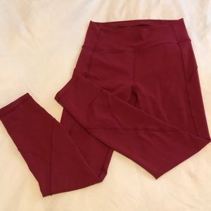 LULULEMON NEVER WORN 7/8 LENGTH PANTS SIZE 6